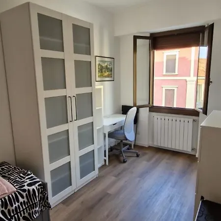 Apartamento Luminoso Trilocale Vicino Stazione E M3 Rogoredo Ideale Per Lavoro Milán