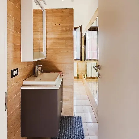 Apartment Luminoso Trilocale Vicino Stazione E M3 Rogoredo Santa Giulia Ideale Per Lavoro *