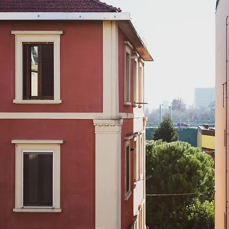 Luminoso Trilocale Vicino Stazione E M3 Rogoredo Santa Giulia Ideale Per Lavoro Mailand